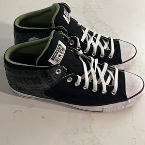 Converse Chuck Taylor All Star                       Size 13